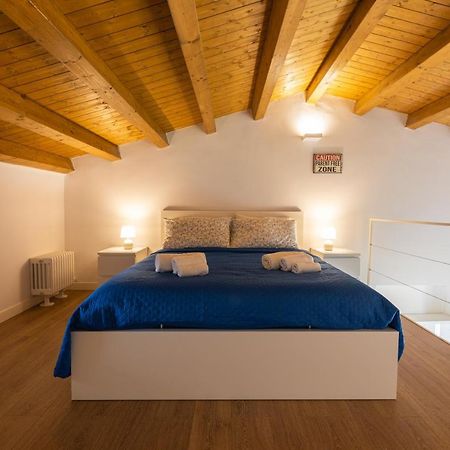 Shanti Holiday House Palermo Exteriör bild