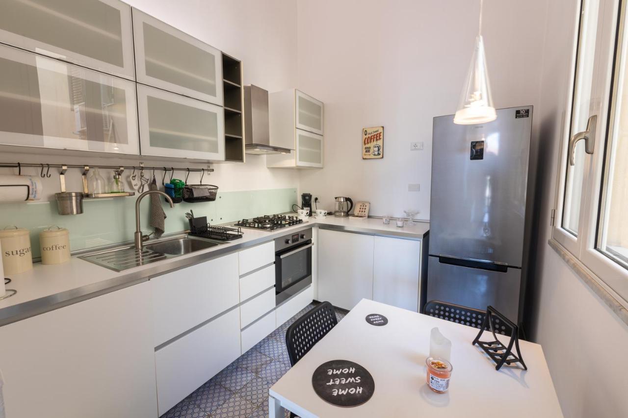Shanti Holiday House Palermo Exteriör bild