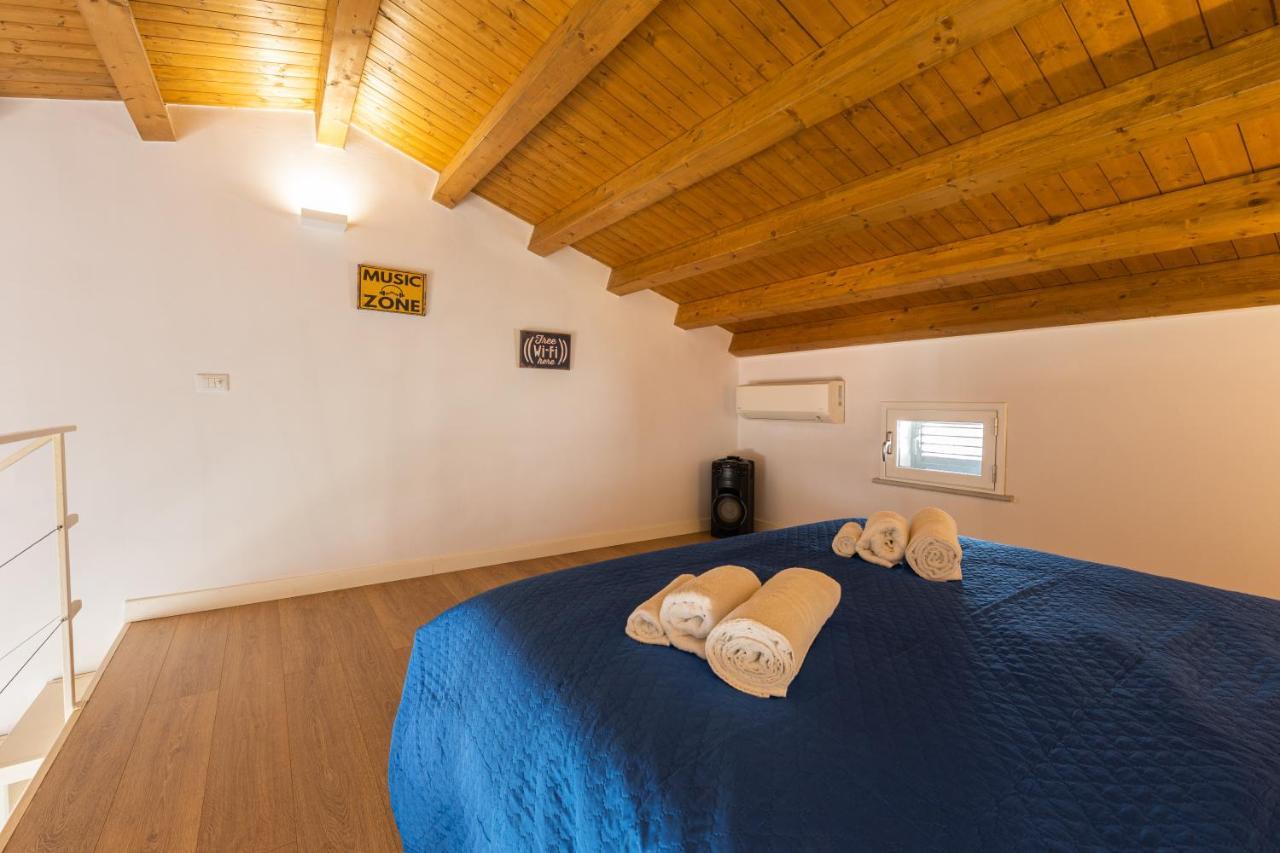 Shanti Holiday House Palermo Exteriör bild